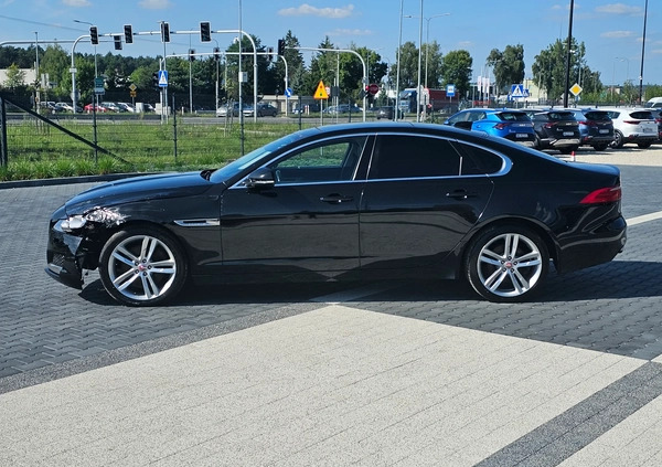 Jaguar XF cena 39900 przebieg: 91101, rok produkcji 2016 z Środa Śląska małe 781